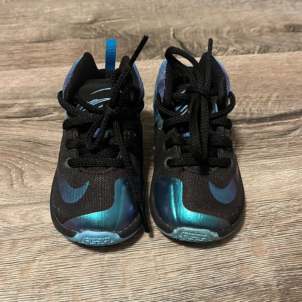Lebron Boys Shoes High Top Lace Up Athletic Sneakers Multicolor Black Size 5C